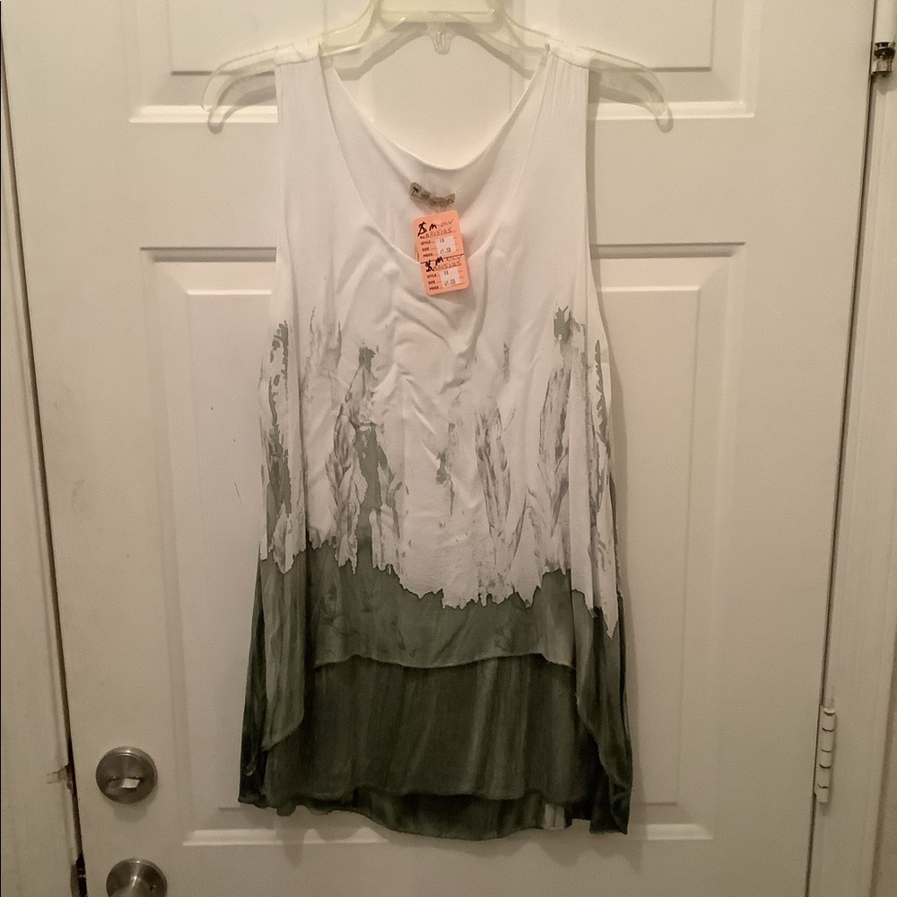 Ladies blouse size medium from impulse